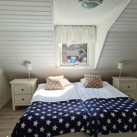 Missionshuset Bed & Breakfast Sandhamn Kültér fotó