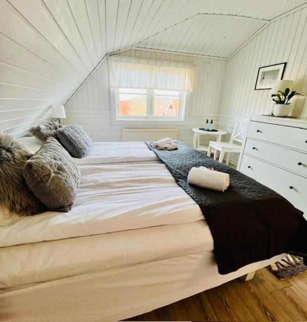 Missionshuset Bed & Breakfast Sandhamn Kültér fotó